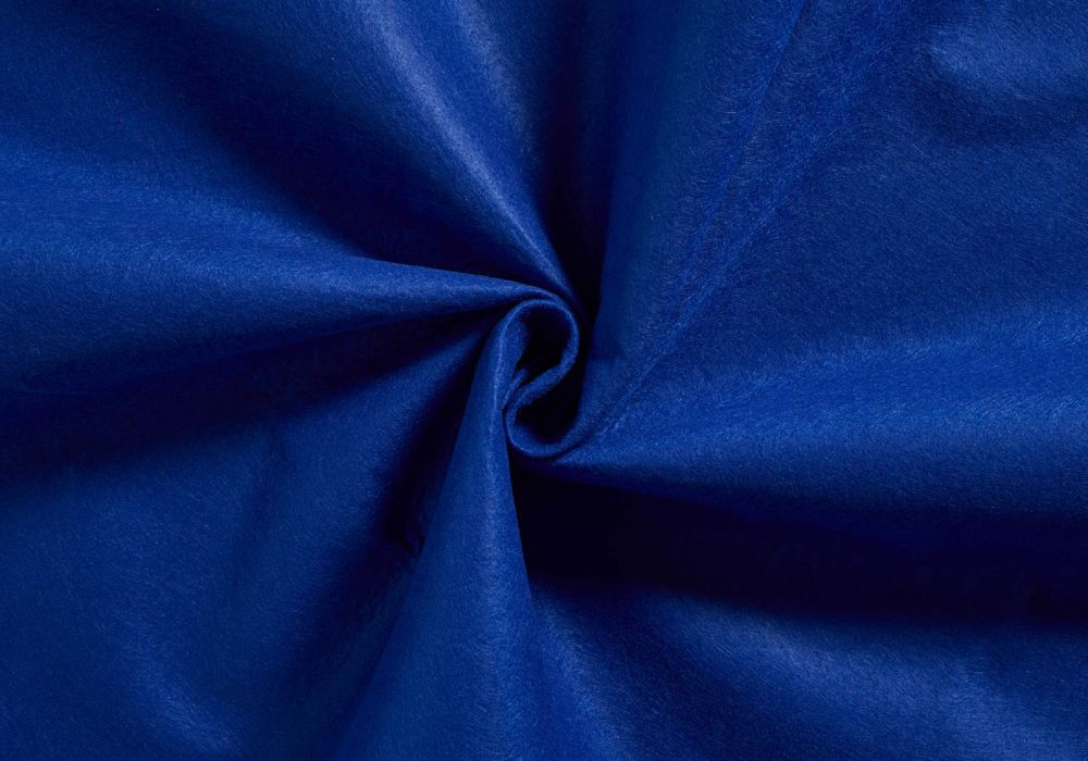 blauw vilt op rol - 1.5 mm en 90 cm breed