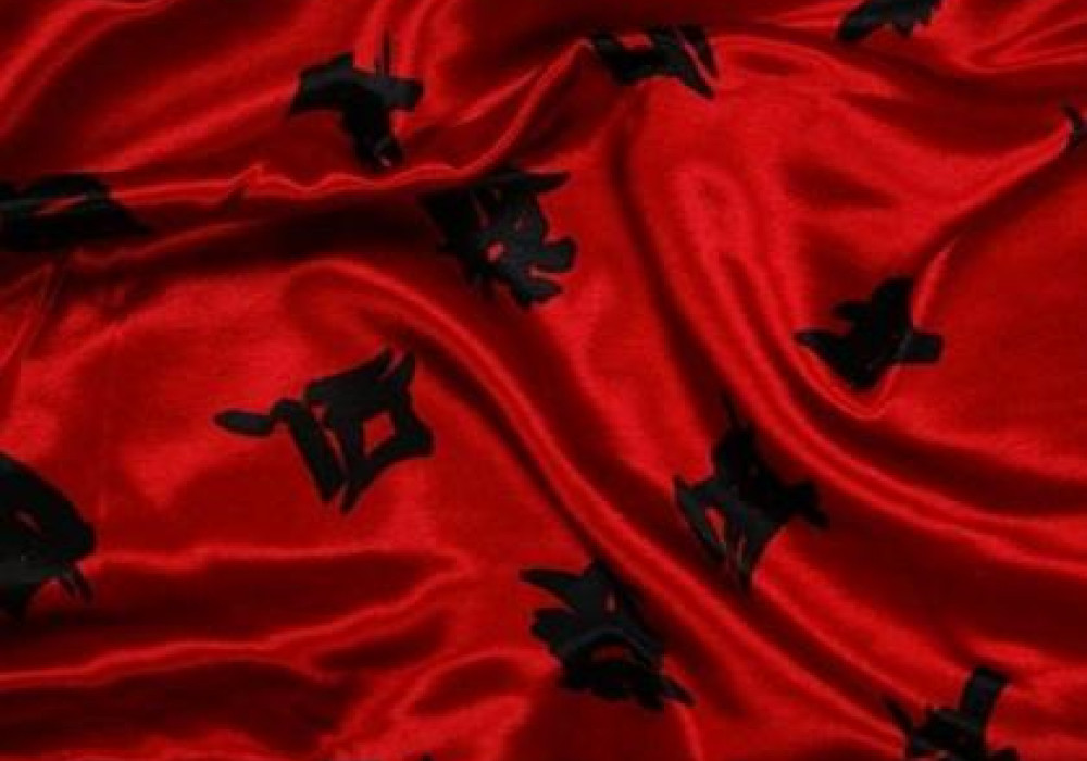 Satijn chinees rood