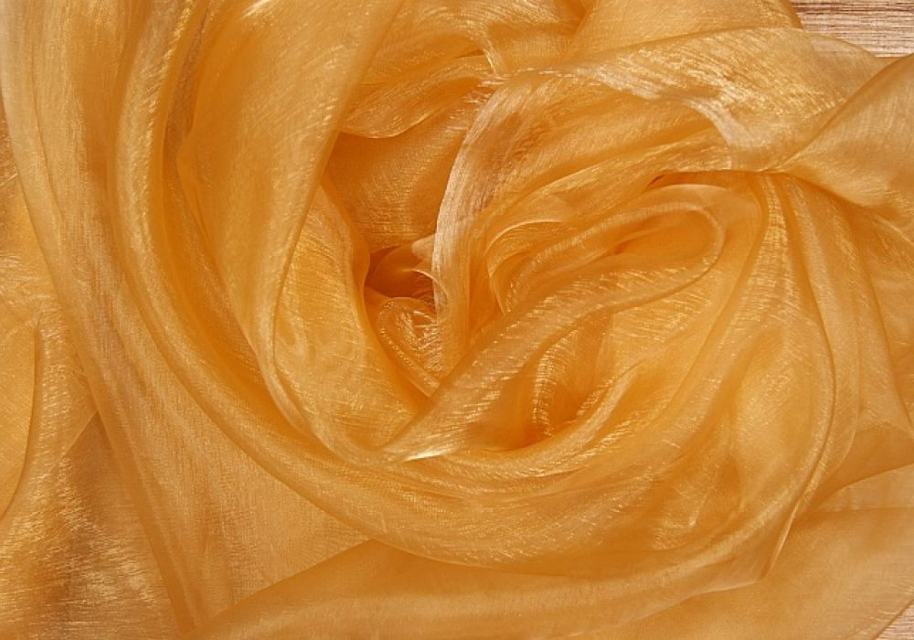 Organza goud