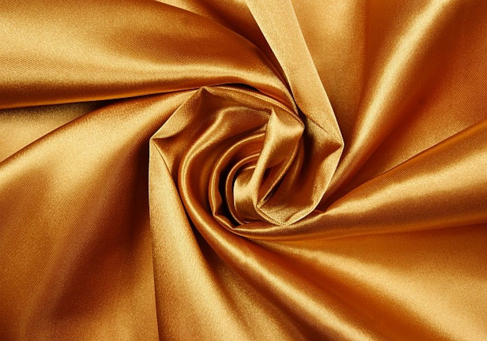 Satijn de luxe goud