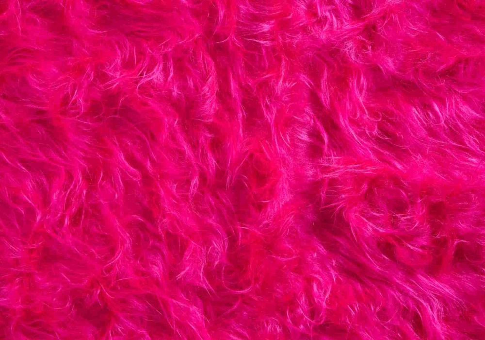 Roze Pluche stof - lange haren